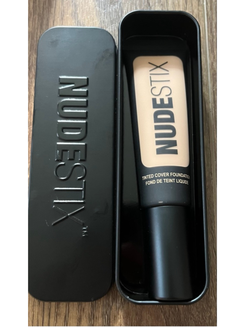 Nudestix NIB tinted cover foundation in Nude 3